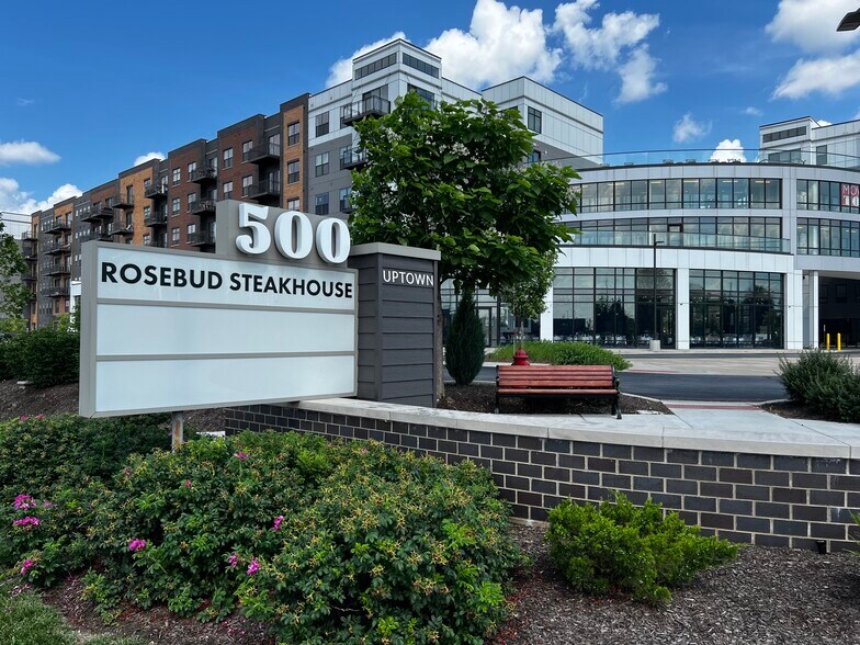 500 W Dundee Rd, Wheeling, IL à louer - Photo de l’immeuble – Image 2 sur 5