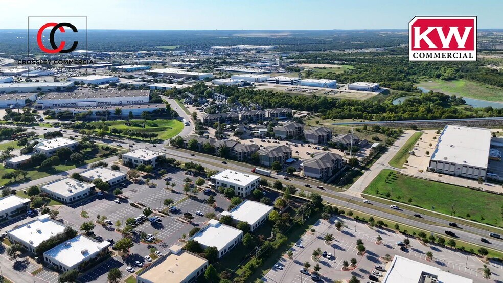 2300 Greenhill Dr, Round Rock, TX à vendre - Vidéo sur l’annonce professionnelle – Image 2 sur 42