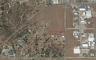 Plus de détails pour Woodford Tehachapi Blvd, Tehachapi, CA - Terrain à vendre