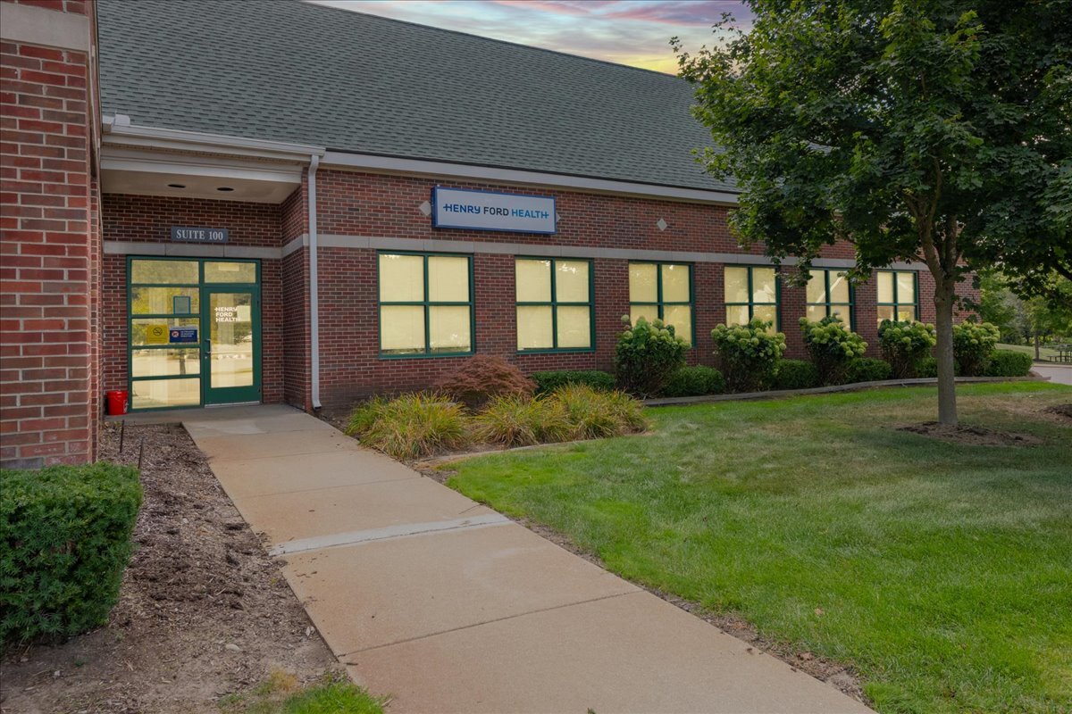 1050 Corporate Office Dr, Milford, MI à vendre Photo principale– Image 1 sur 14