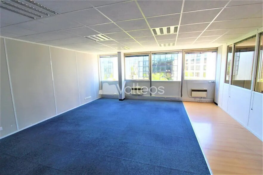 5 Avenue Albert Durand, Blagnac à vendre - Photo de l’immeuble – Image 2 sur 8