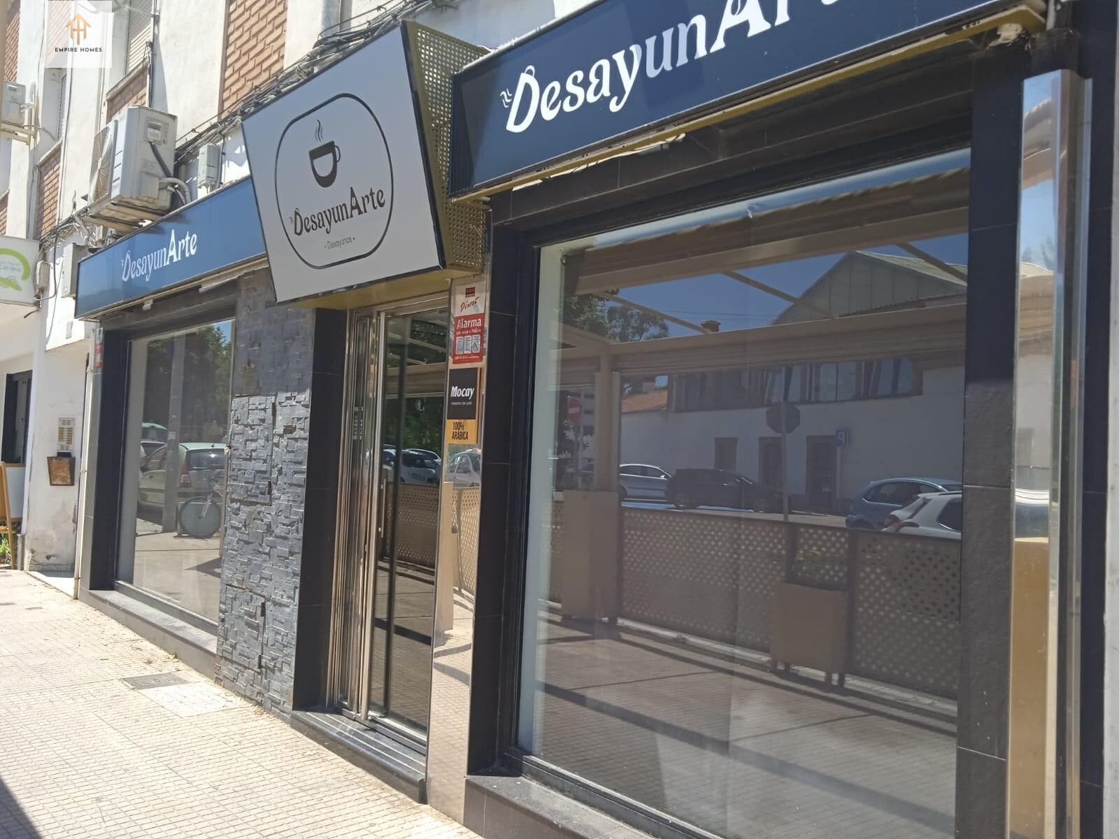 Local commercial dans Cáceres, Cáceres à louer Photo intérieure– Image 1 sur 25