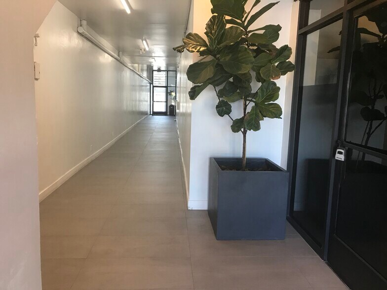 1010-1012 S Robertson Blvd, Los Angeles, CA à louer - Photo intérieure – Image 3 sur 3