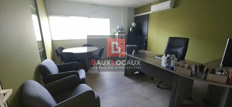 Local d’activités dans Entraigues-sur-la-Sorgue à louer - Photo intérieure – Image 2 sur 12