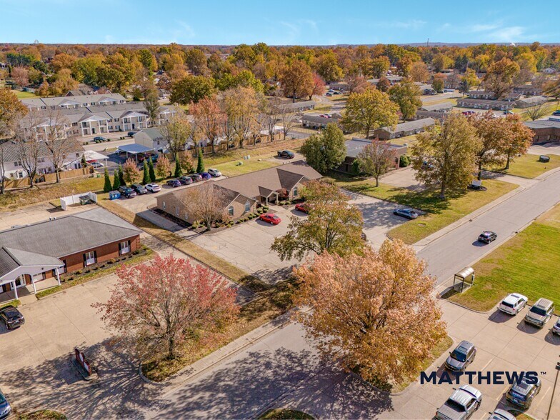 1212 Professional Blvd, Evansville, IN à vendre - Photo de l’immeuble – Image 2 sur 4