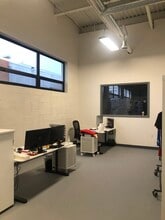 746 Gotham Pky, Carlstadt, NJ à louer Photo intérieure– Image 2 sur 9