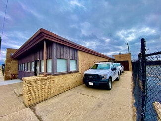 Plus de détails pour 5710 N Northwest Hwy, Chicago, IL - Industriel/Logistique à louer