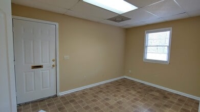 322 A S Lake Dr, Lexington, SC à louer Photo intérieure– Image 2 sur 6