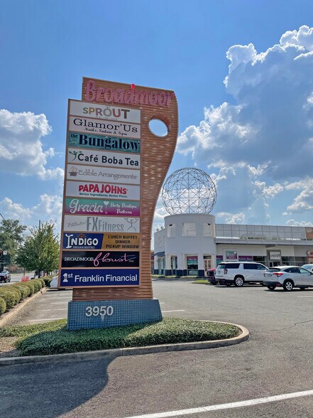3950 Youree Dr, Shreveport, LA à louer - Photo de l’immeuble – Image 2 sur 4