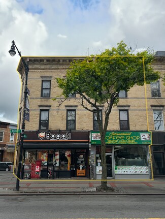 Plus de détails pour 5940 Myrtle Ave, Ridgewood, NY - Local commercial à vendre