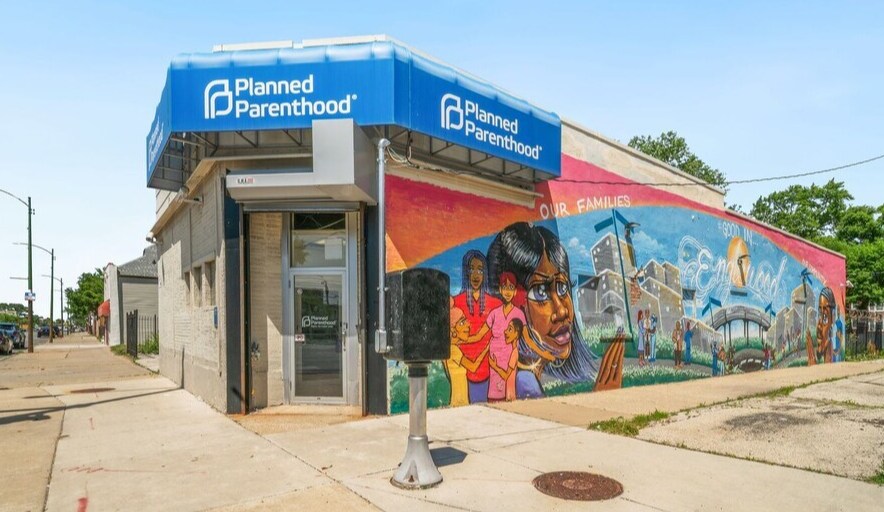 6059 S Ashland Ave, Chicago, IL à louer - Photo de l’immeuble – Image 1 sur 21