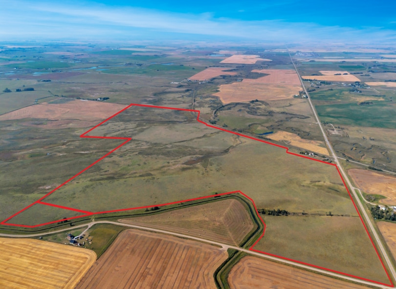 Highway 564, Strathmore, AB à vendre Aérien– Image 1 sur 2