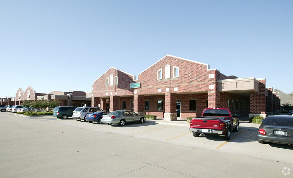 1401 S Douglas Blvd, Midwest City, OK à vendre - Photo de l’immeuble – Image 3 sur 17
