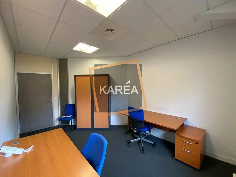 Bureau dans Serris à louer - Photo de l’immeuble – Image 2 sur 11