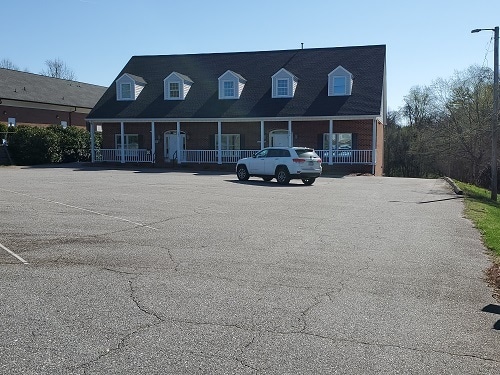 606 Signal Hill Drive Ext, Statesville, NC à vendre - Photo principale – Image 1 sur 10