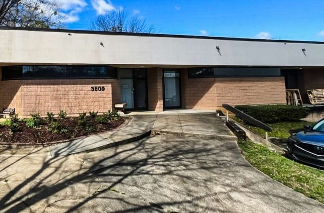 3809 Beryl Rd, Raleigh, NC à louer Photo principale– Image 1 sur 6