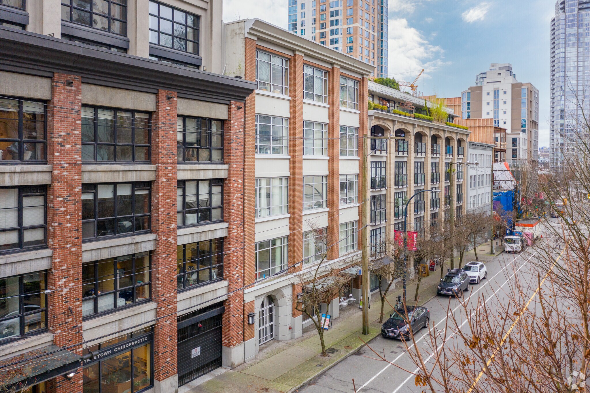 1250 Homer St, Vancouver, BC à louer Photo principale– Image 1 sur 21