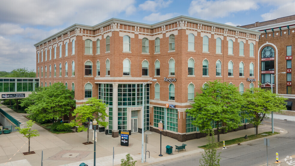 245-251 N Rose St, Kalamazoo, MI à louer - Photo de l’immeuble – Image 1 sur 2