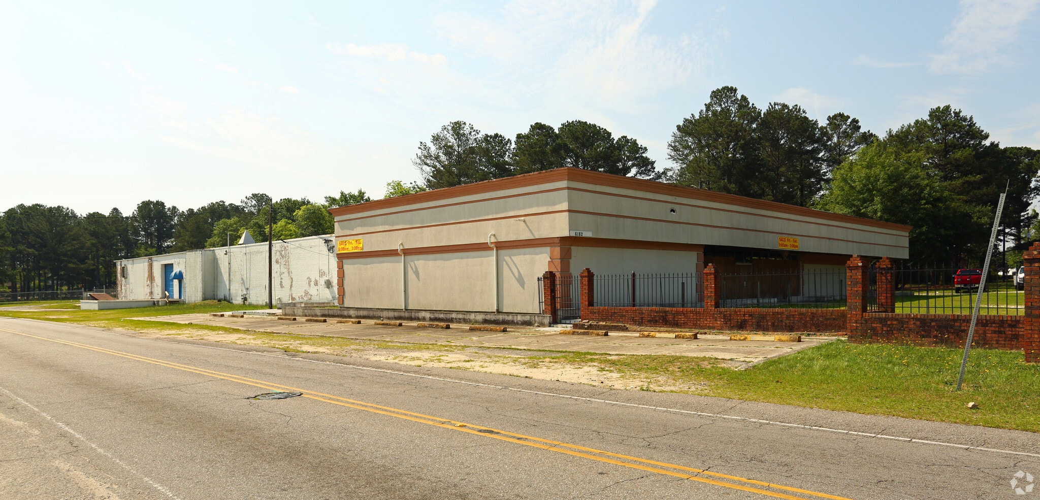 6182 N Main St, Columbia, SC à vendre Photo principale– Image 1 sur 15