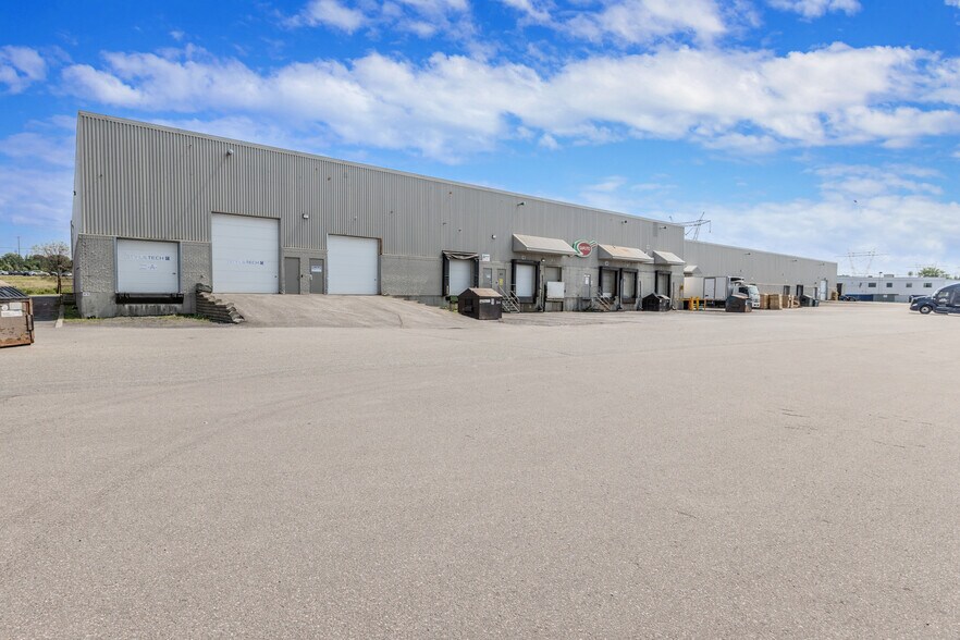 3240 Av Watt, Québec, QC à louer - Photo de l’immeuble – Image 3 sur 5