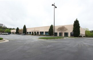 Plus de détails pour 2445 Commerce Ave, Duluth, GA - Local d'activités à louer
