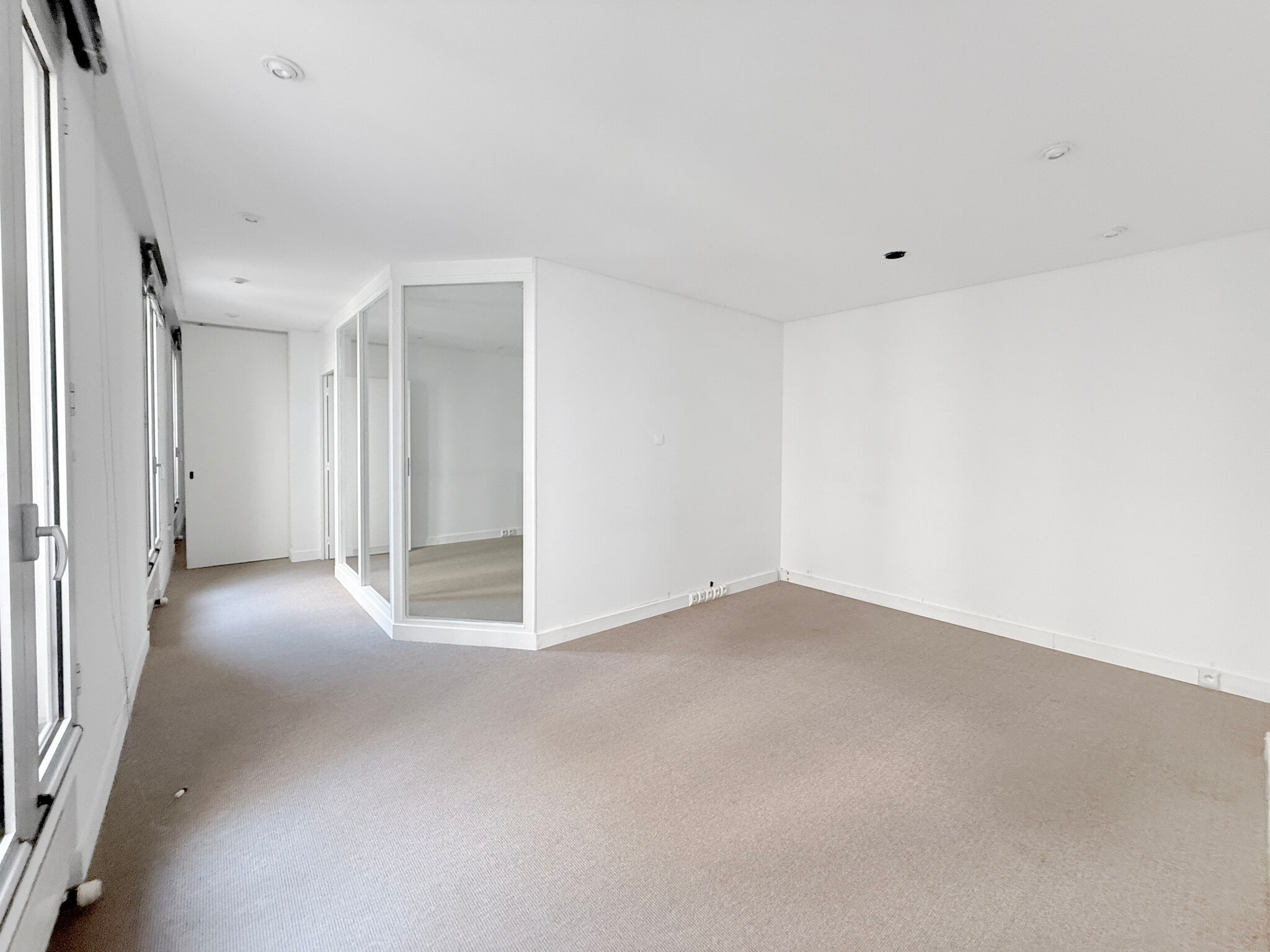 8 Avenue Du Maine, Paris à louer Photo intérieure– Image 1 sur 7