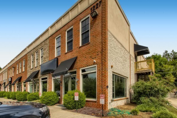 1227 Lakeview Dr, Franklin, TN à louer - Photo de l’immeuble – Image 1 sur 14