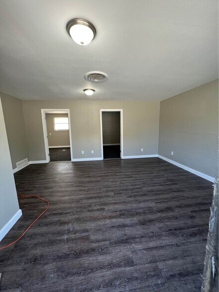 3120-3122 E Lancaster Ave, Fort Worth, TX à vendre - Photo intérieure – Image 2 sur 15
