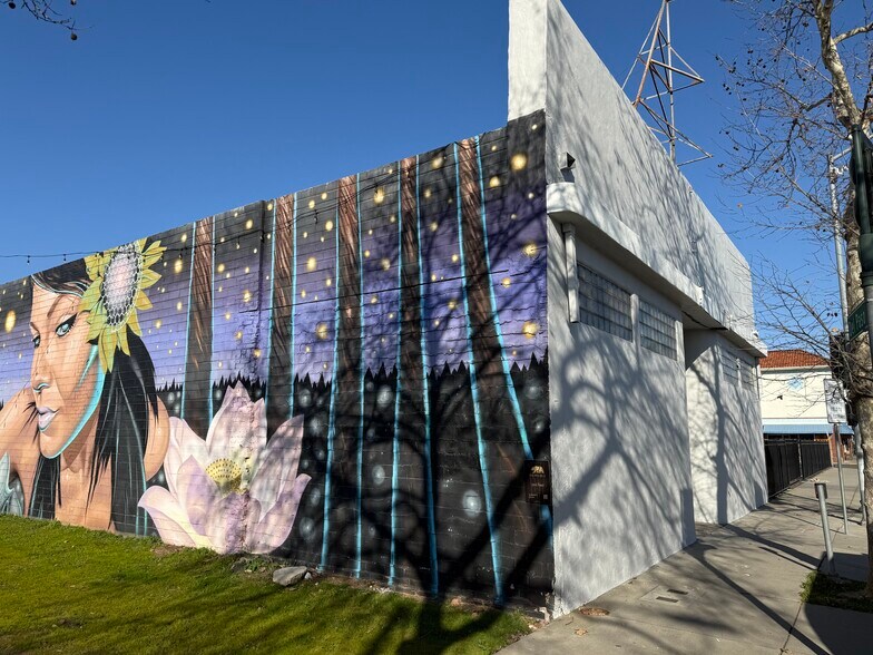 1721 Del Paso Blvd, Sacramento, CA à vendre - Photo de l’immeuble – Image 3 sur 21