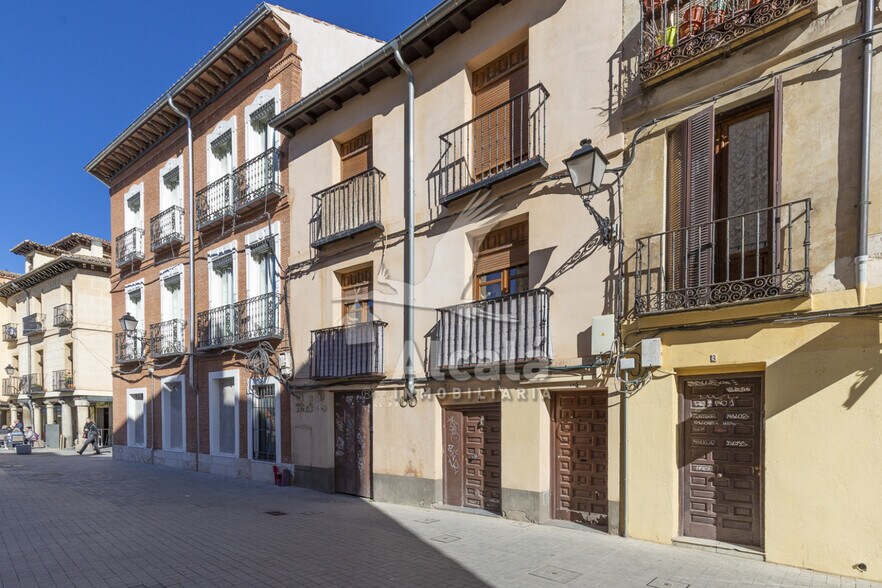Local commercial dans Alcalá de Henares, Madrid à louer - Photo principale – Image 1 sur 3