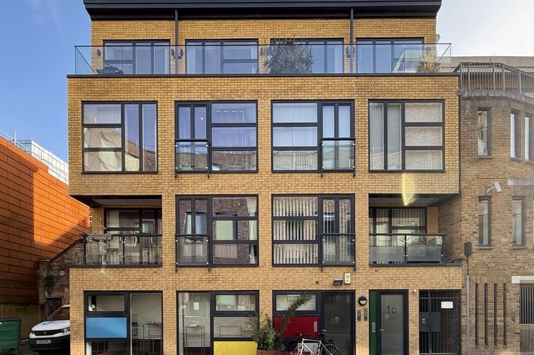 1C Burrows Mews, Londres à vendre - Photo de l’immeuble – Image 1 sur 8