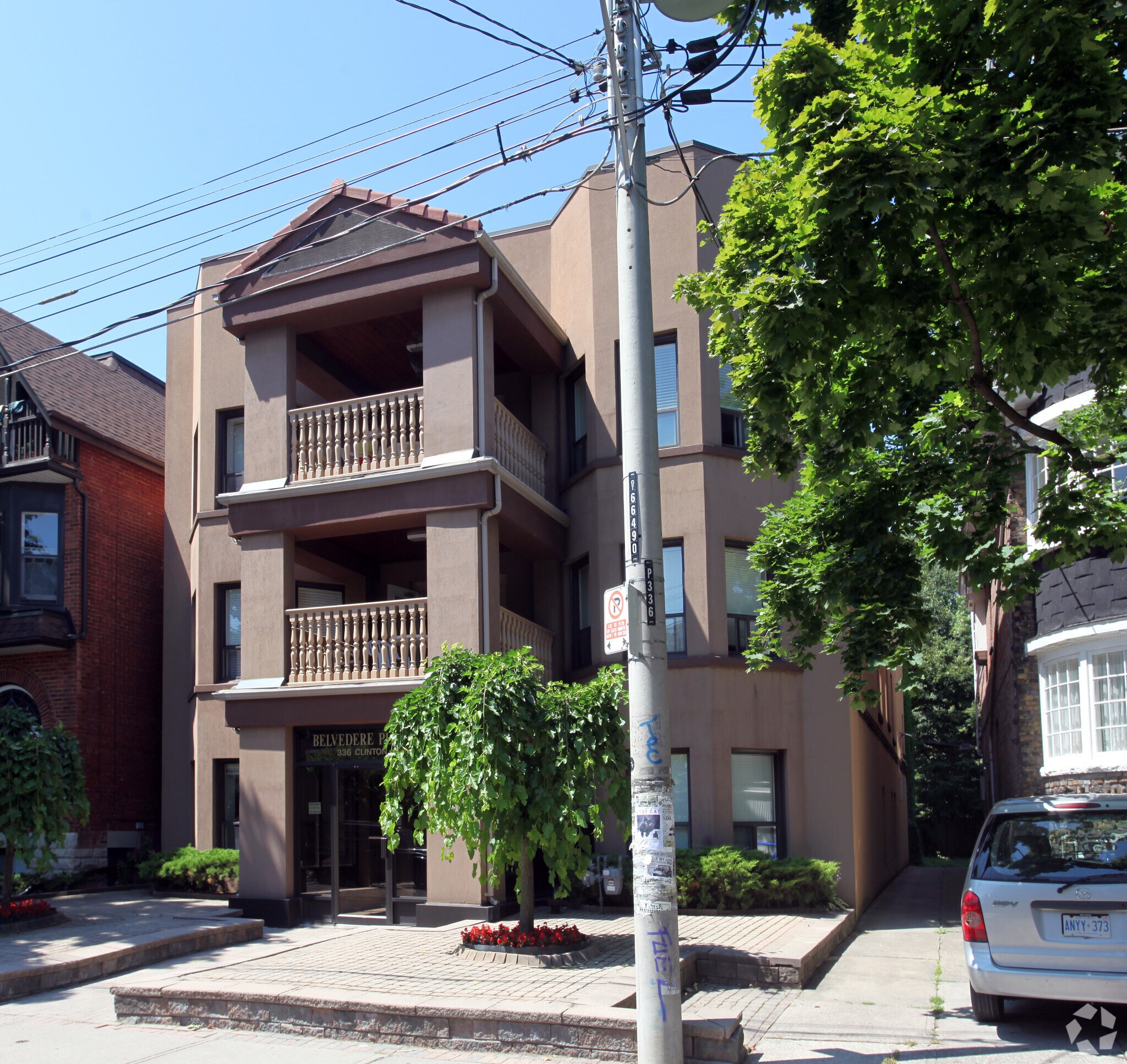 336 Clinton St, Toronto, ON à vendre Photo principale– Image 1 sur 19
