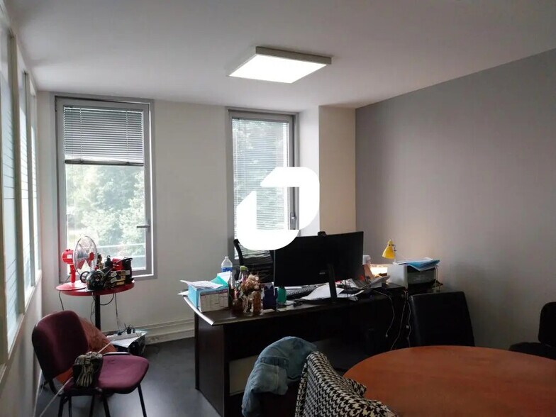 Bureau dans Nantes à louer - Photo de l’immeuble – Image 1 sur 7