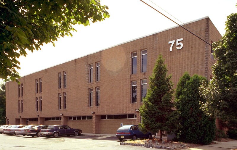 75 Bloomfield Ave, Denville, NJ à louer - Photo de l’immeuble – Image 2 sur 26