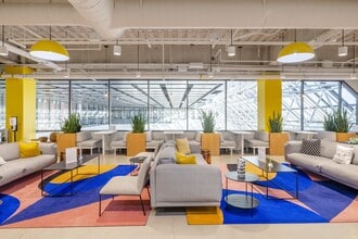 10000 W Washington Blvd, Culver City, CA à louer Photo intérieure– Image 2 sur 15