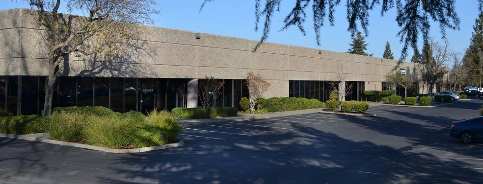 251 Opportunity St, Sacramento, CA à louer - Photo de l’immeuble – Image 1 sur 11