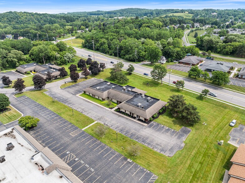 100 Cross Keys Office Park, Fairport, NY à louer - Photo de l’immeuble – Image 3 sur 23