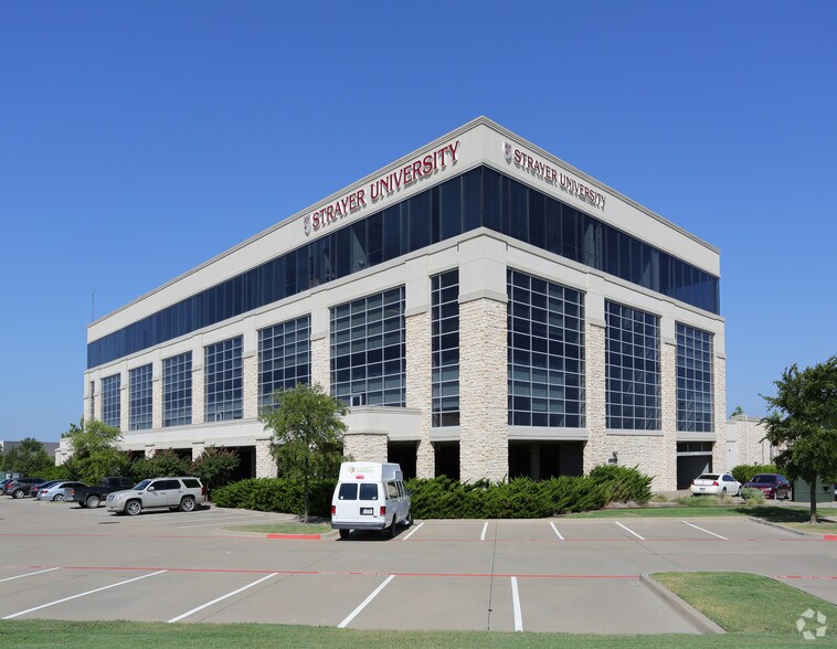 610 uptown Blvd, Cedar Hill, TX à vendre - Photo de l’immeuble – Image 3 sur 42