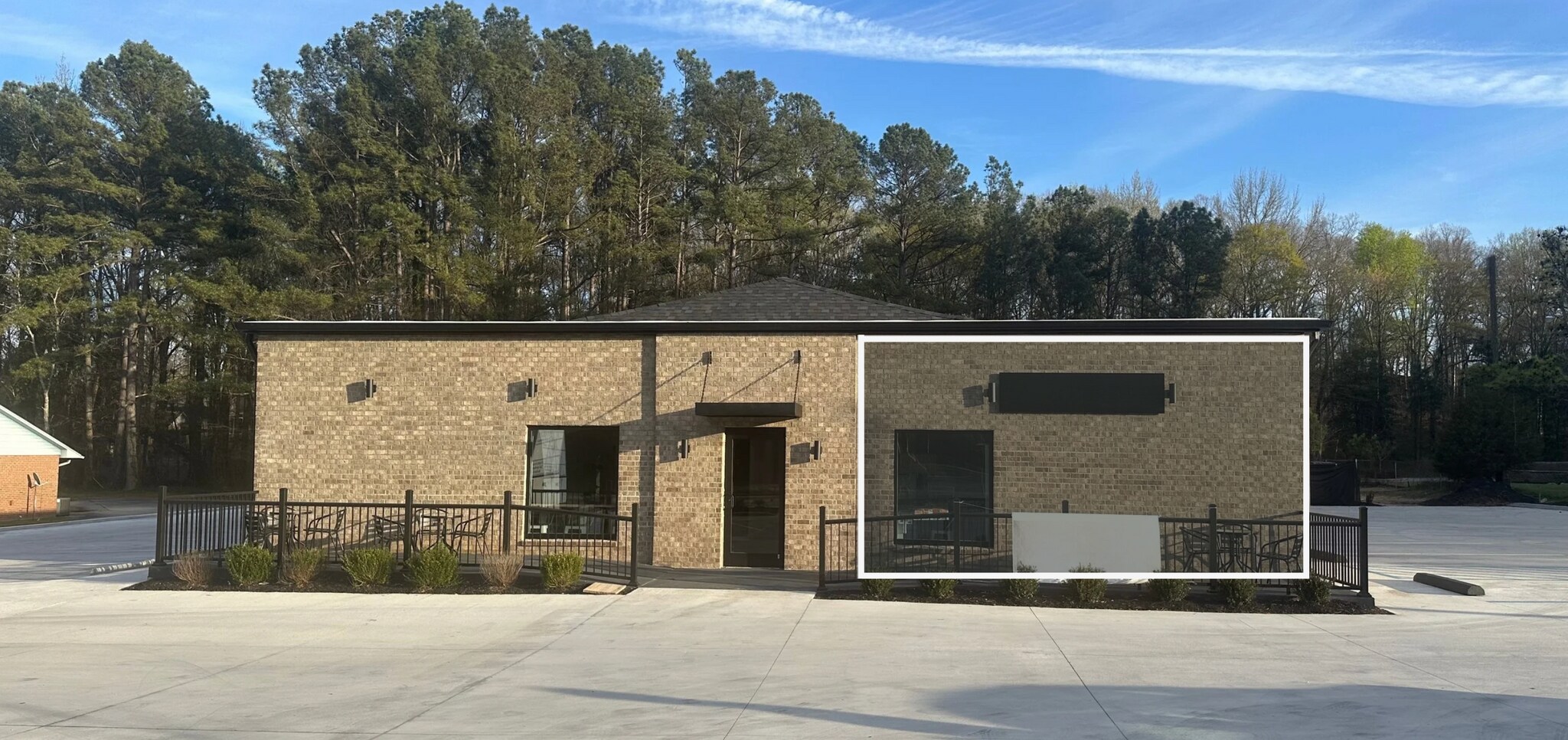 306 E Butler Rd, Mauldin, SC à louer Photo de l’immeuble– Image 1 sur 6