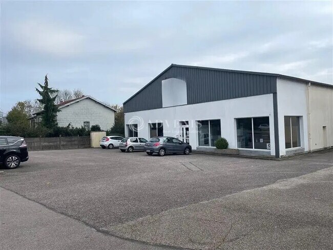 Plus de détails pour Local commercial à vendre