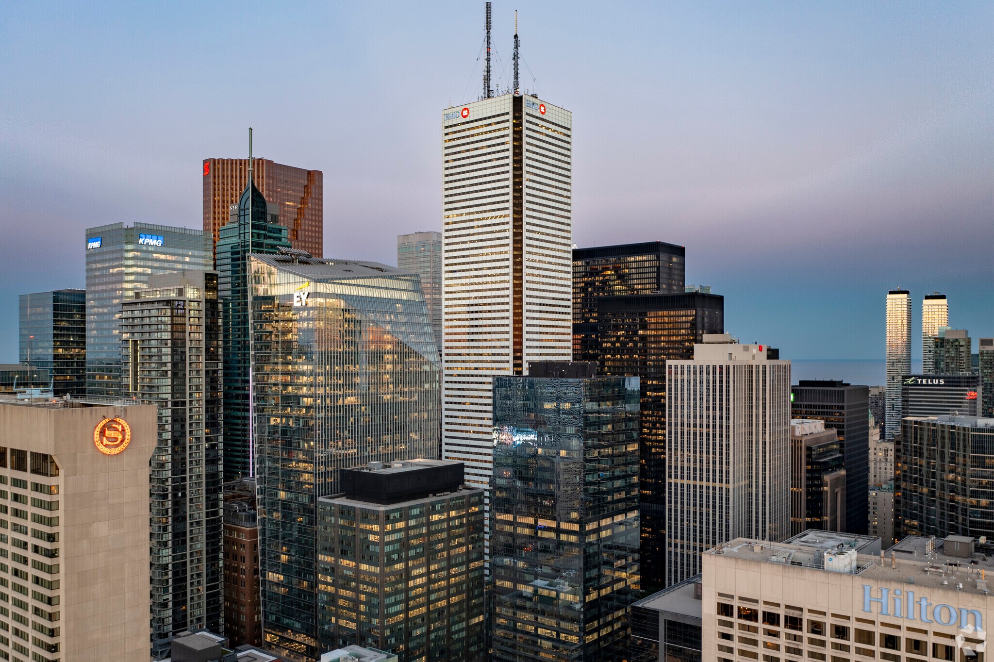 100 King St W, Toronto, ON à louer Photo principale– Image 1 sur 10