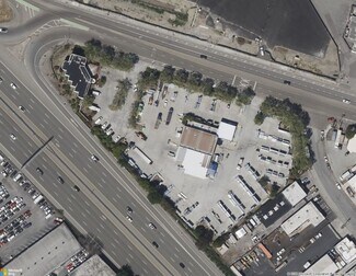 Plus de détails pour 1691 Old Bayshore Hwy, San Jose, CA - Industriel/Logistique à louer