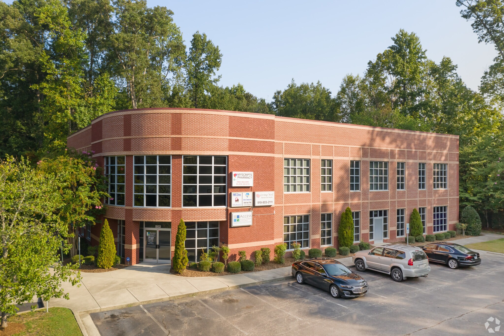 502 McKnight Dr, Knightdale, NC à vendre Photo principale– Image 1 sur 72