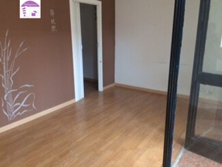 Plus de détails pour Local commercial à vendre