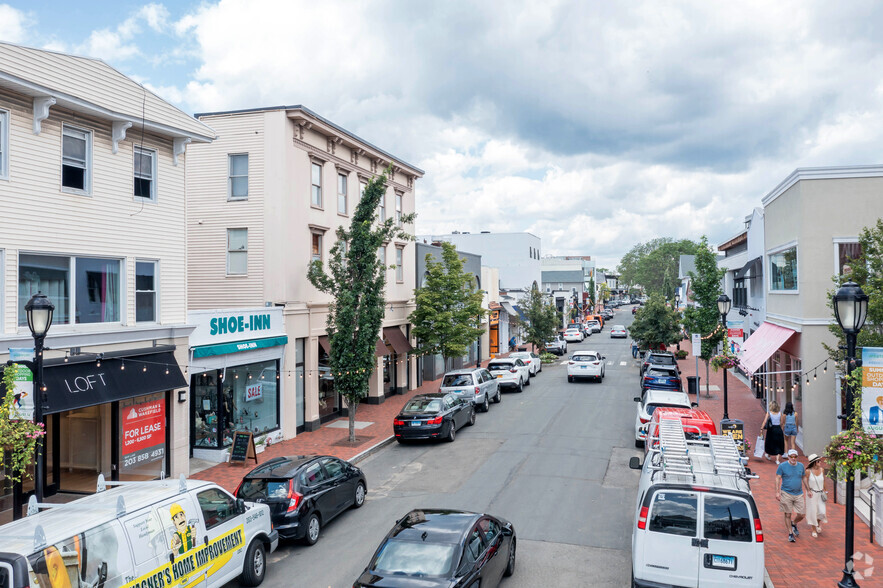 27 Main St, Westport, CT à louer - Photo de l’immeuble – Image 3 sur 6