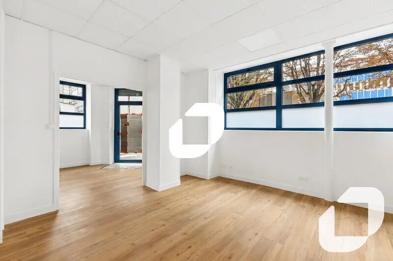 Bureau dans Paris à louer - Photo de l’immeuble – Image 2 sur 14