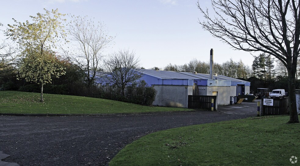 72 Whitecraigs Rd, Glenrothes à louer - Photo de l’immeuble – Image 2 sur 9
