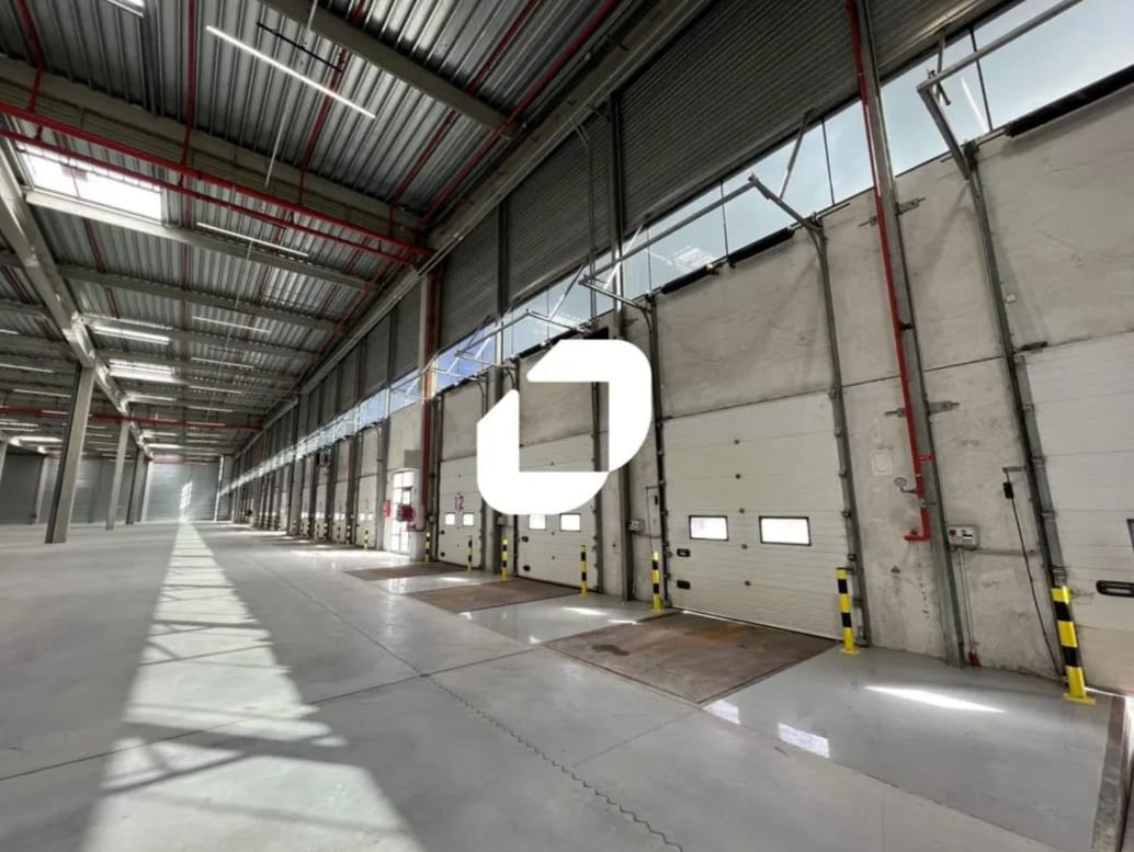 Industriel/Logistique dans Lieusaint à louer Photo intérieure– Image 1 sur 2