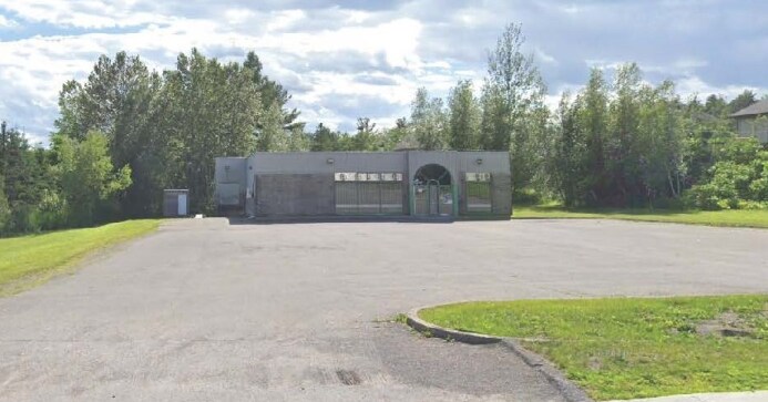339 Montée De L'église, Saint-Colomban, QC à louer - Photo principale – Image 1 sur 2