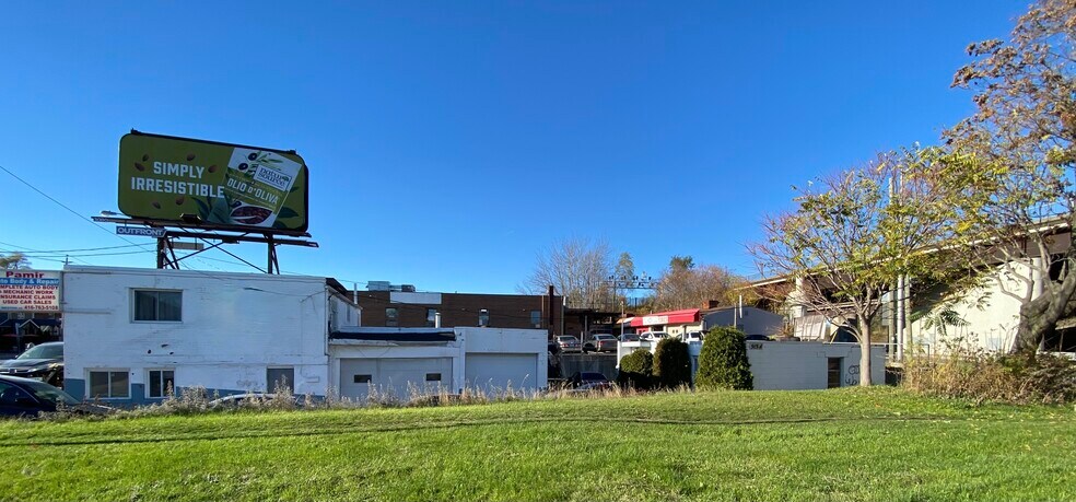 915A Weston Rd, Toronto, ON à vendre - Photo de l’immeuble – Image 3 sur 5